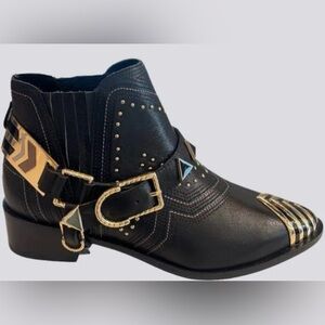 CECELIA NEW YORK Black and Gold Ankle Booties